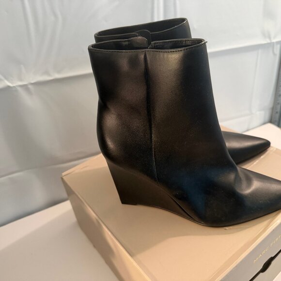 Marc Fisher Wendel2 Black Wedge Ankle Boots Pointed Toe Size 8.5 - Picture 2 of 8